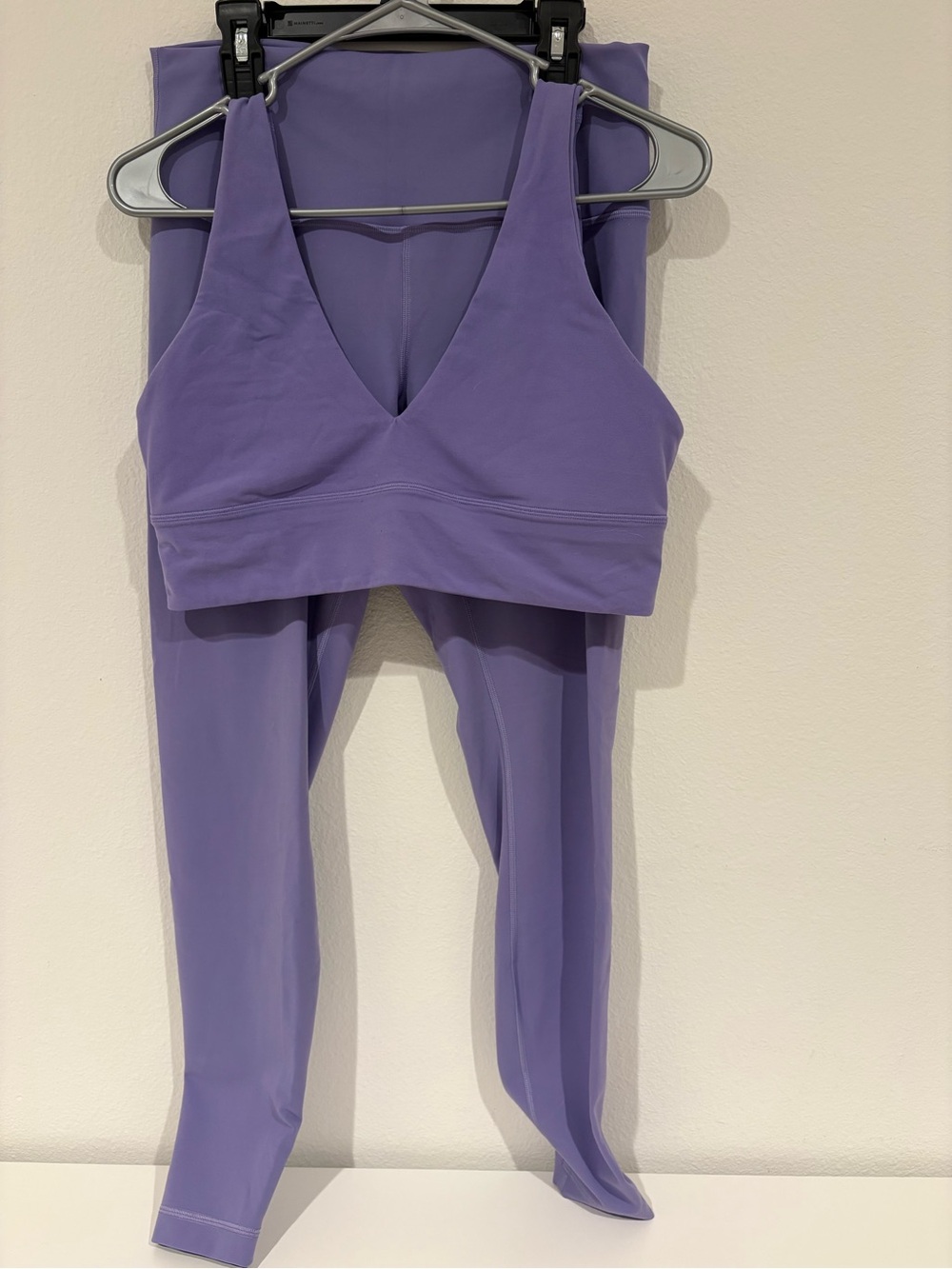 lululemon athletica Lavender V-Neck Sports Bra and Leggings Set